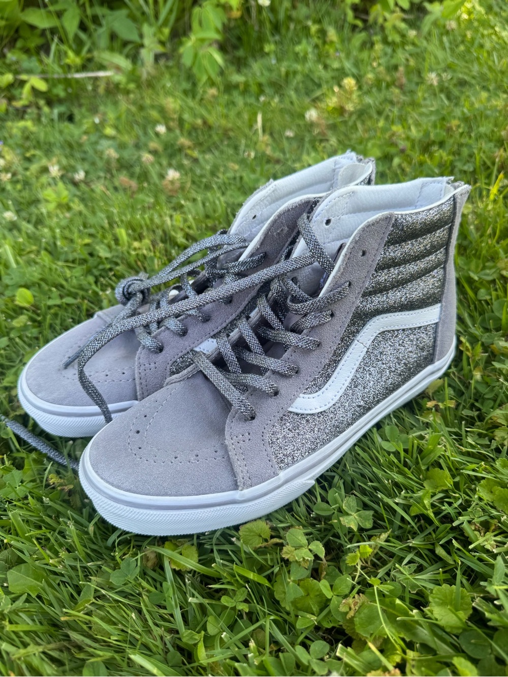 VANS Glitter High-Top Sneakers in Silver Gray
